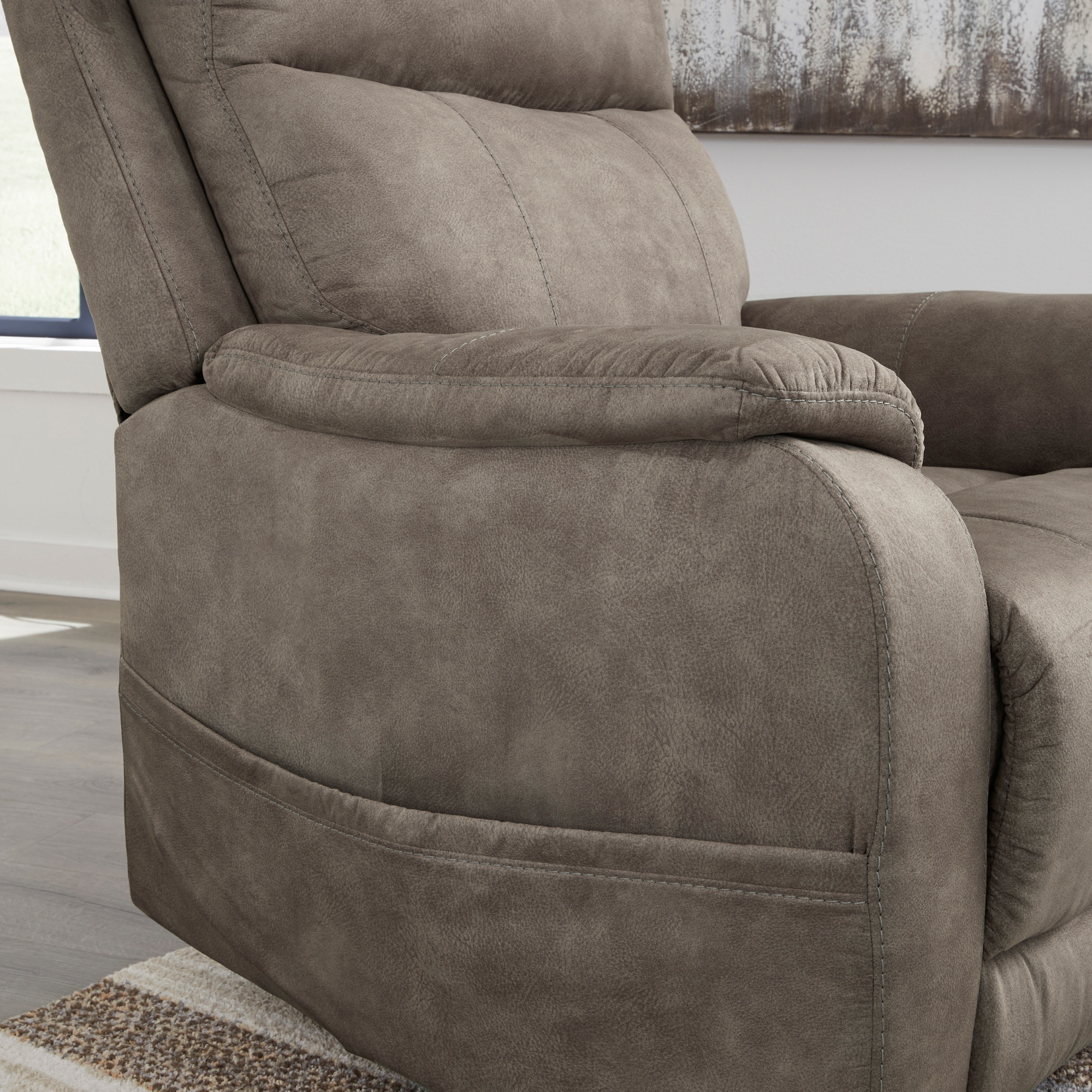 Summit Lift Recliner