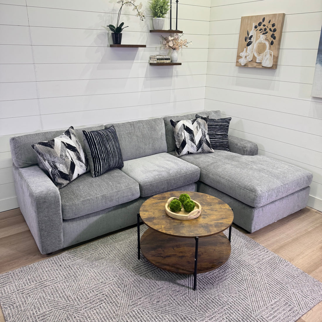 Sterling Sectional Chaise Sofa In Gray