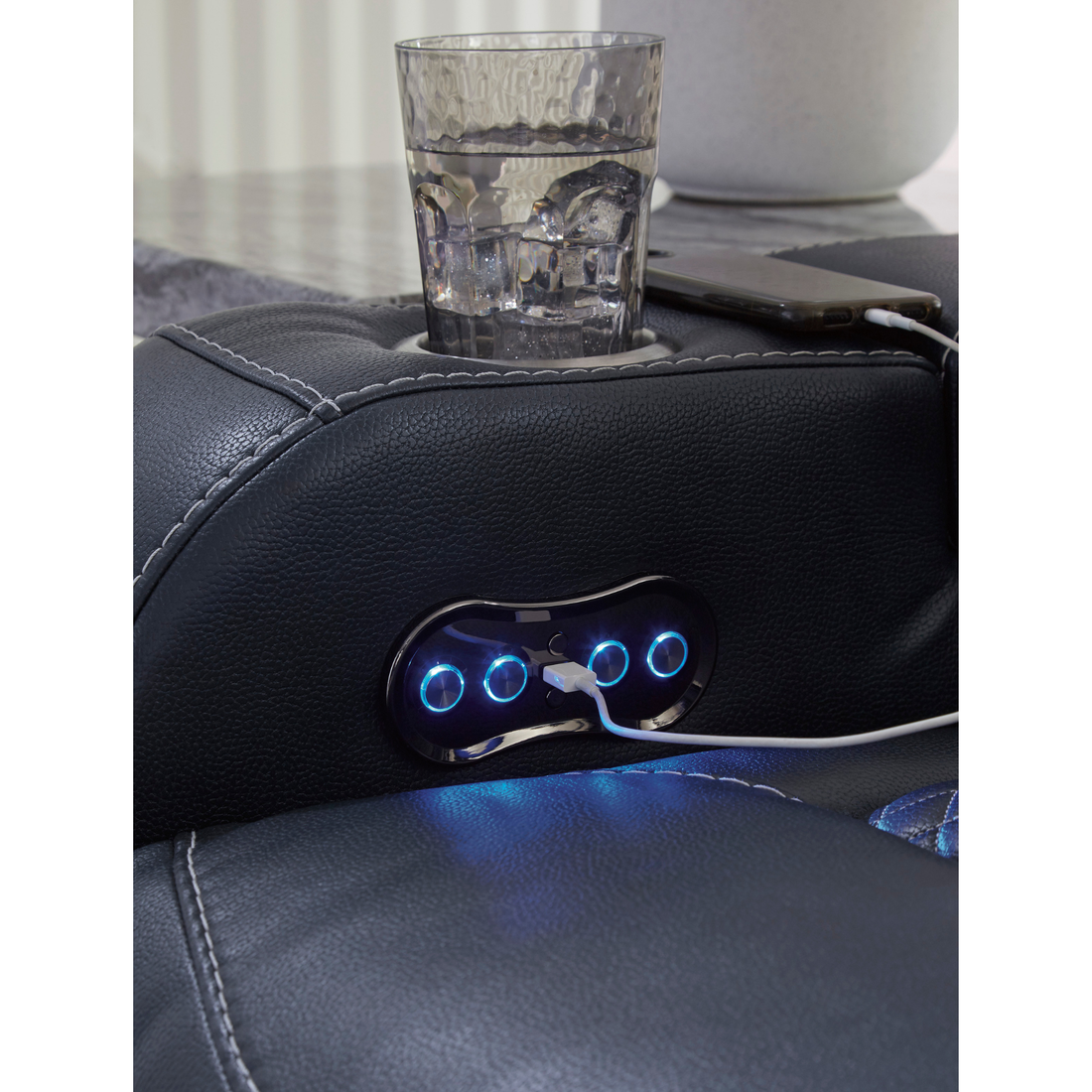 Highpoint Power Recliner