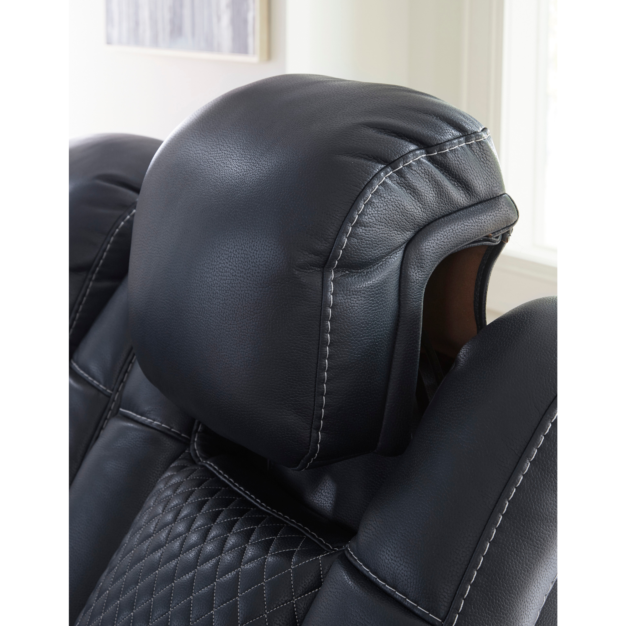 Highpoint Power Recliner