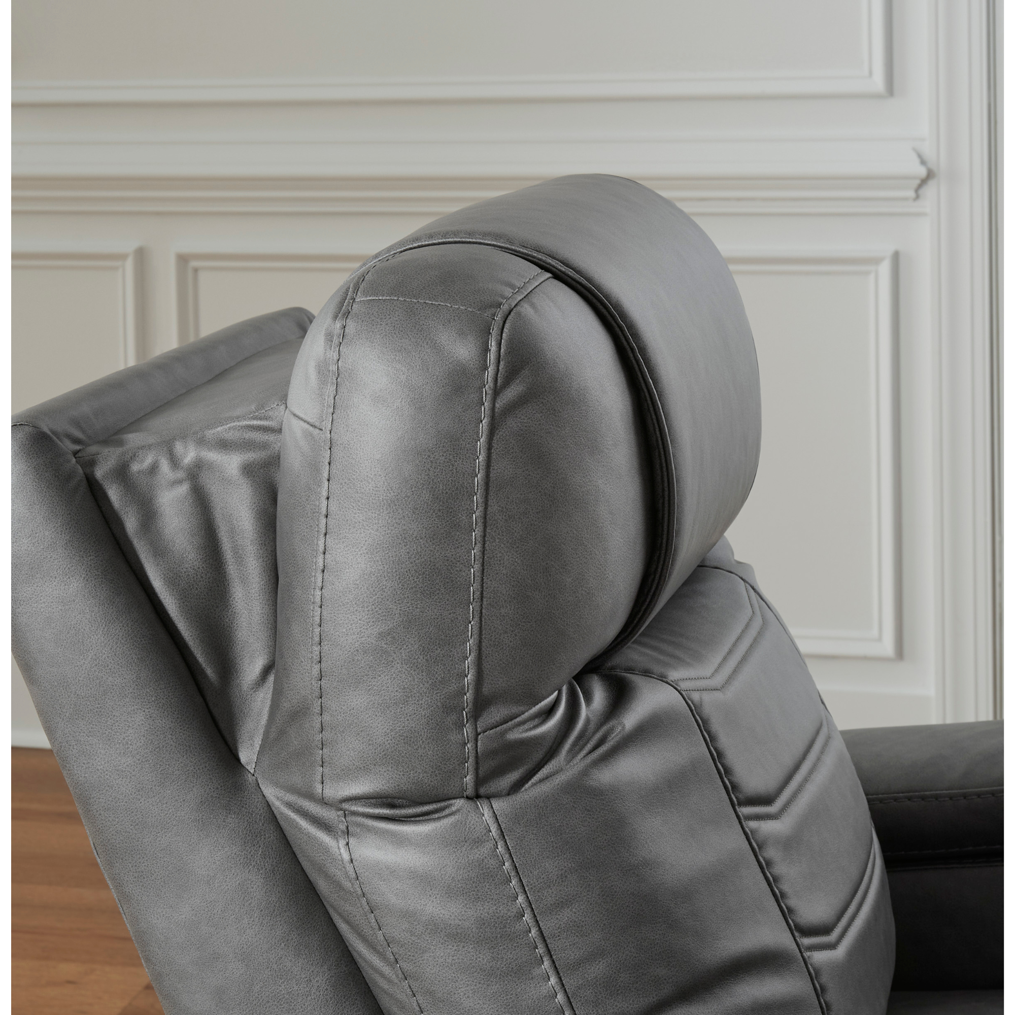 Halo Recliner