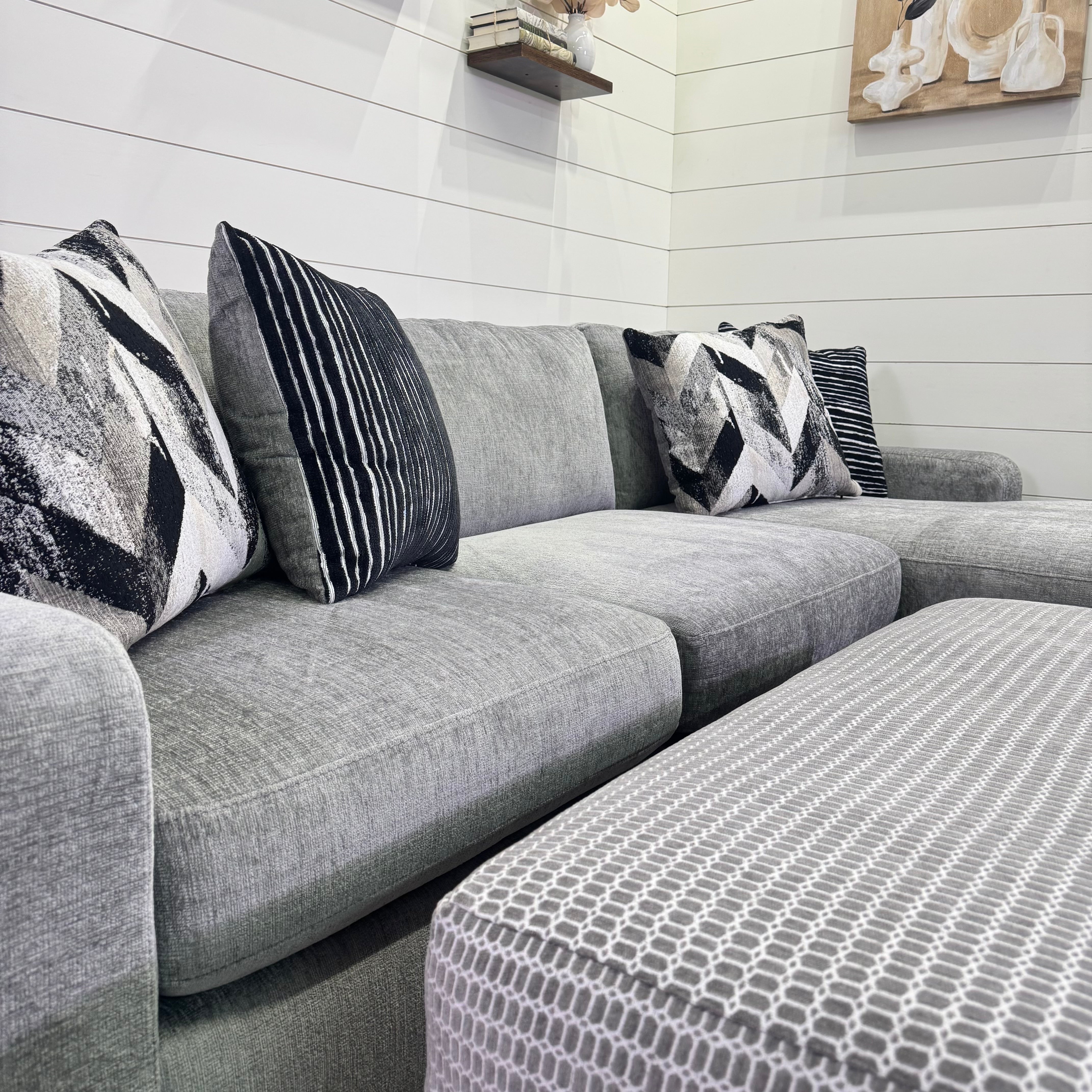 Sterling Sectional Chaise Sofa In Gray