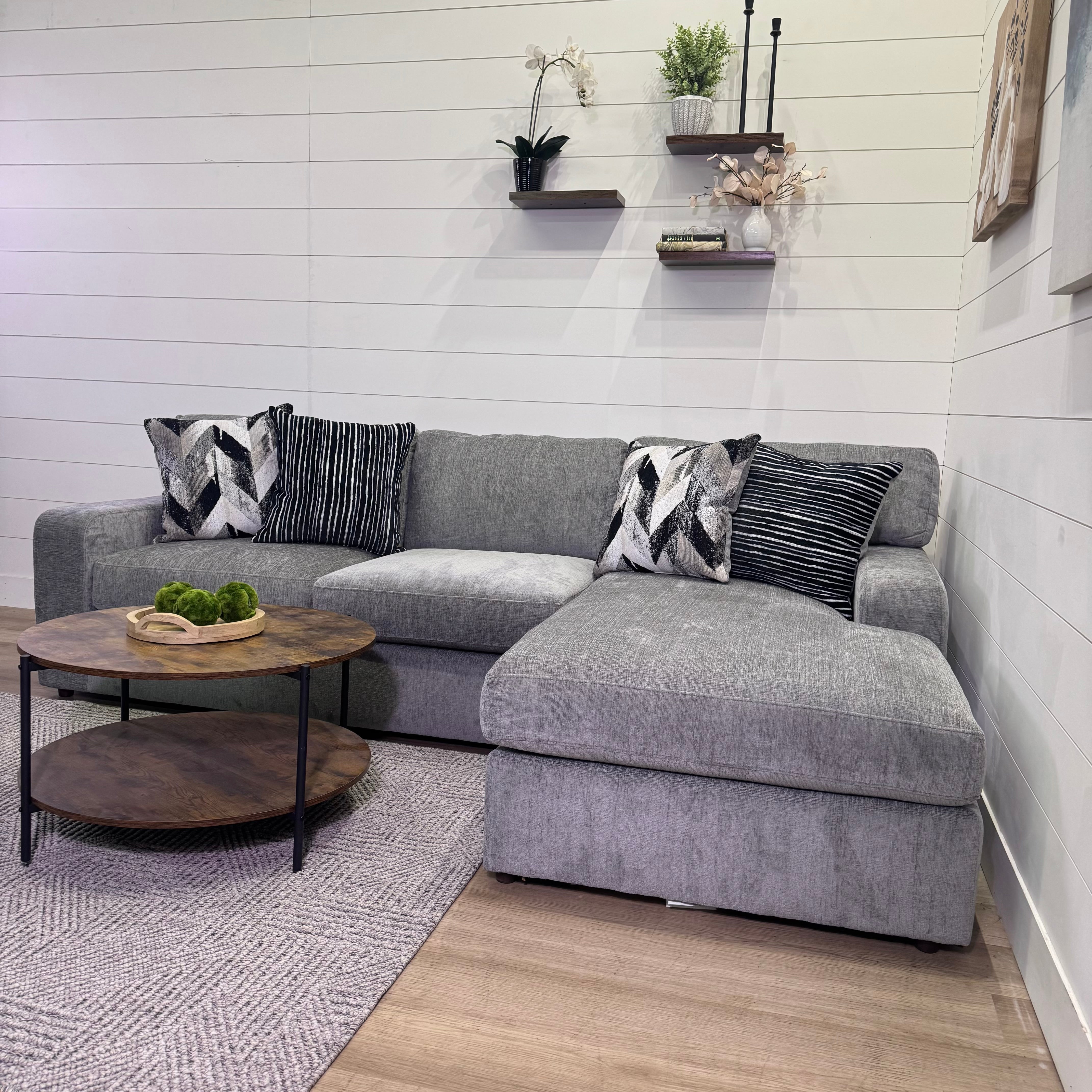 Sterling Sectional Chaise Sofa In Gray