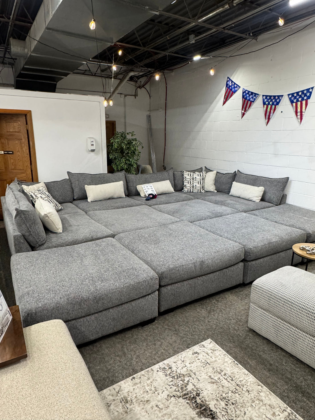 🚨LAST ONE!! 12 PIECE MODULAR SECTIONAL - RETAIL $4000+ ONLY $999 BRAND NEW!