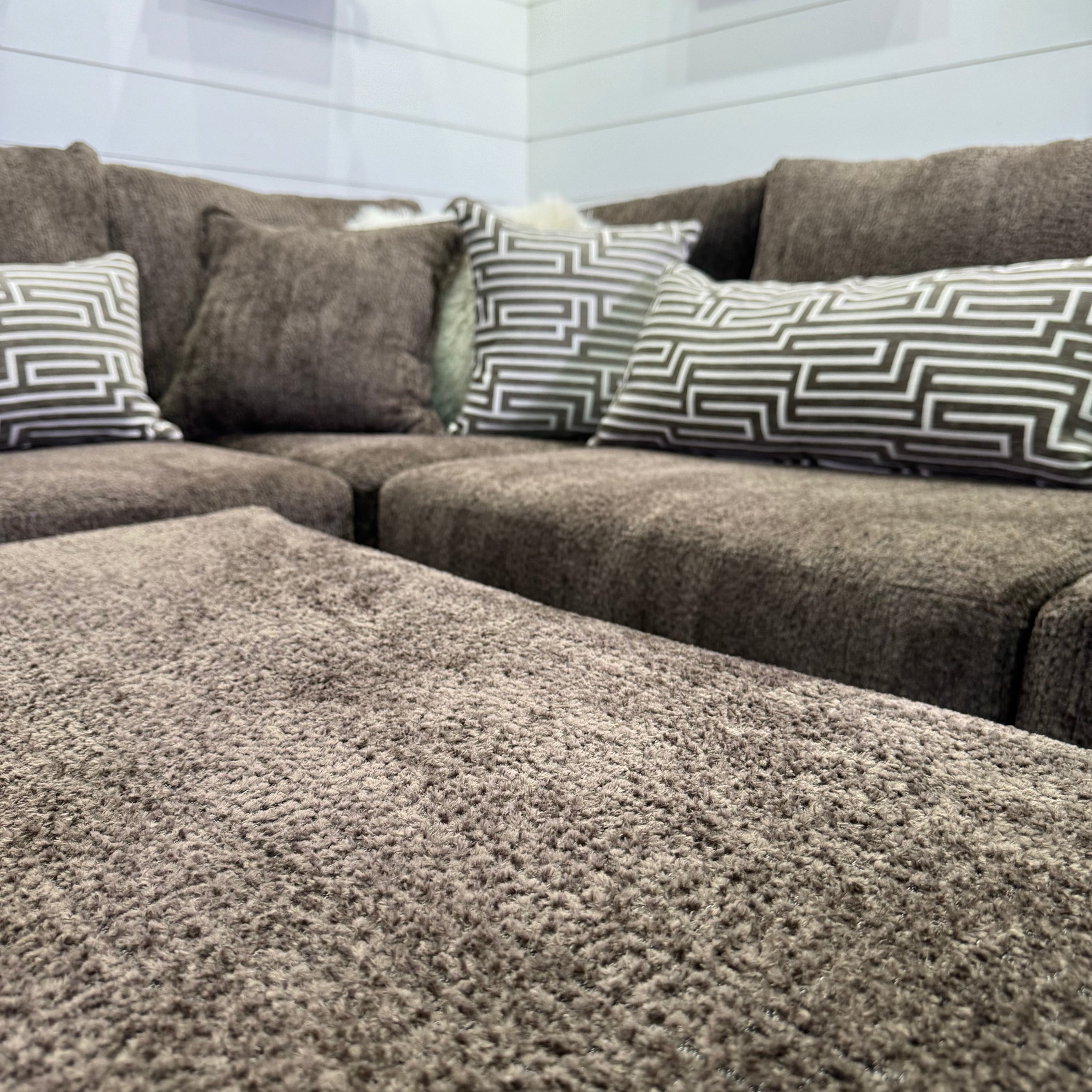 Bennet Modular Chocolate 6 Piece Sectional Sofa