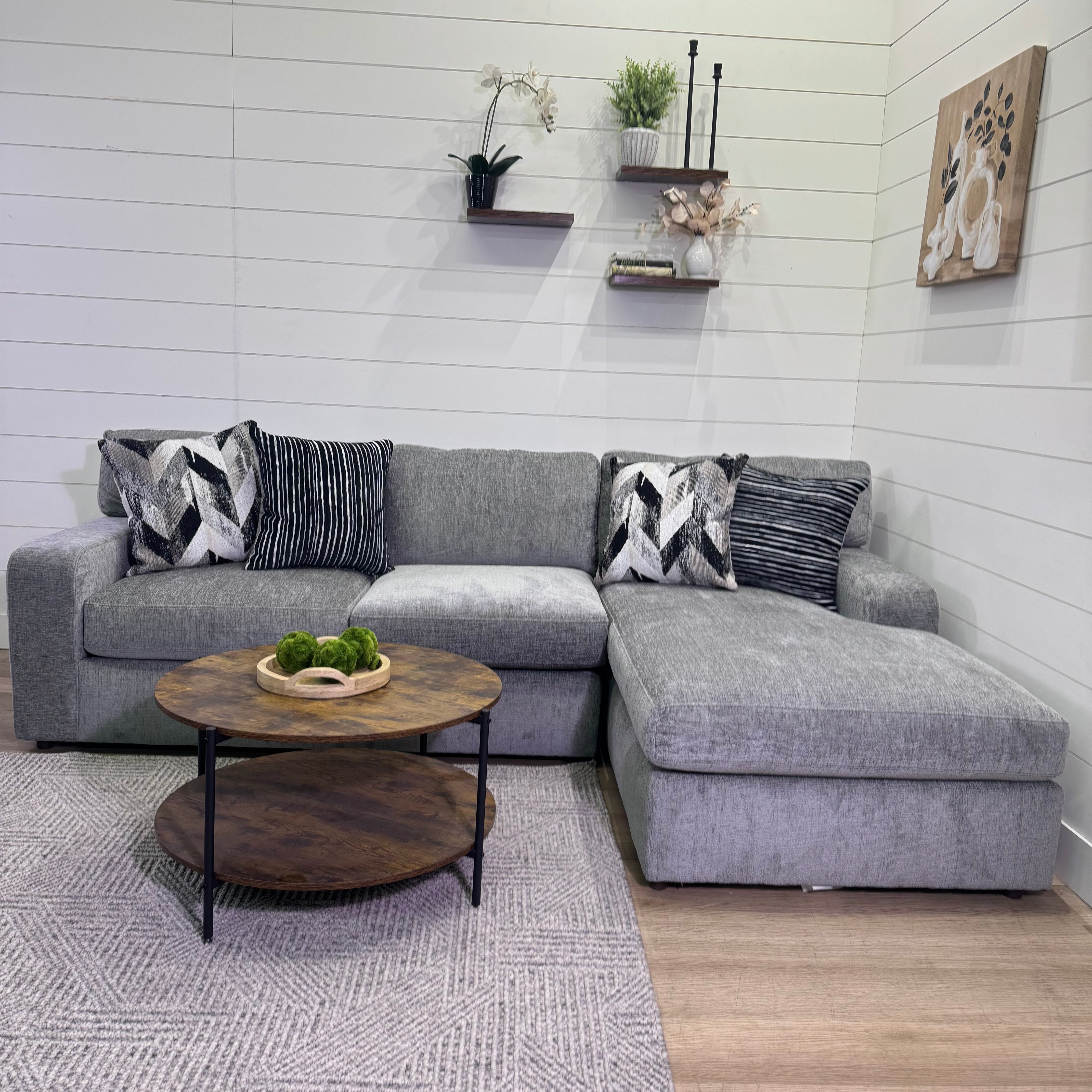 Sterling Sectional Chaise Sofa In Gray