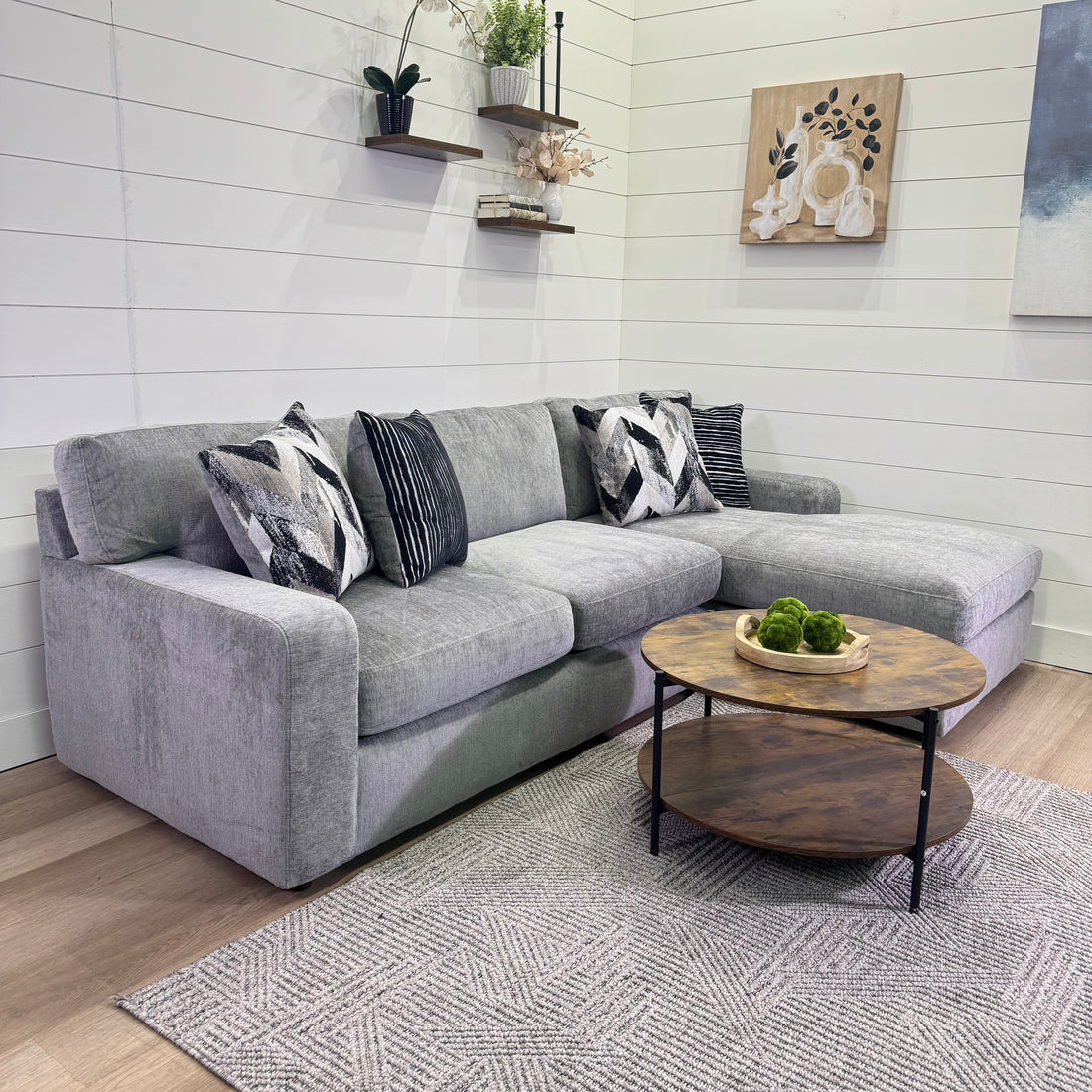 Sterling Sectional Chaise Sofa In Gray