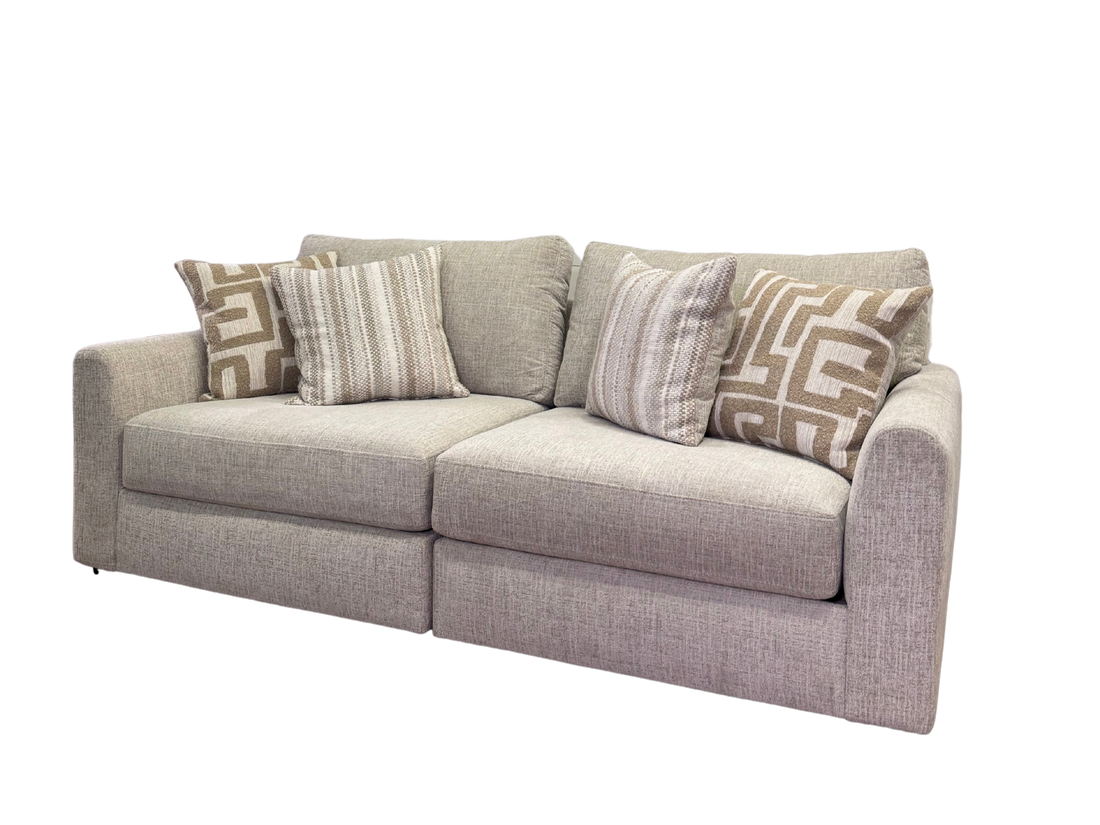 Avery Modular Sectional In Cream (Customizable)