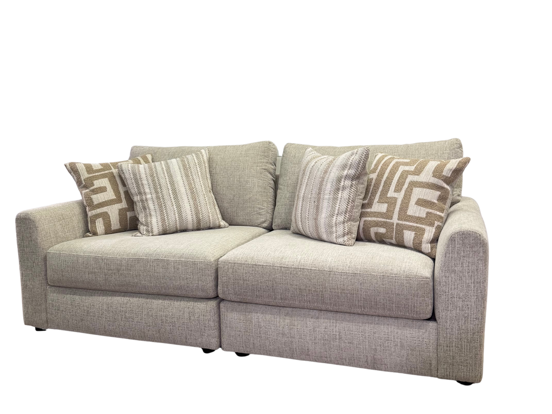 Avery Modular Sectional In Cream (Customizable)