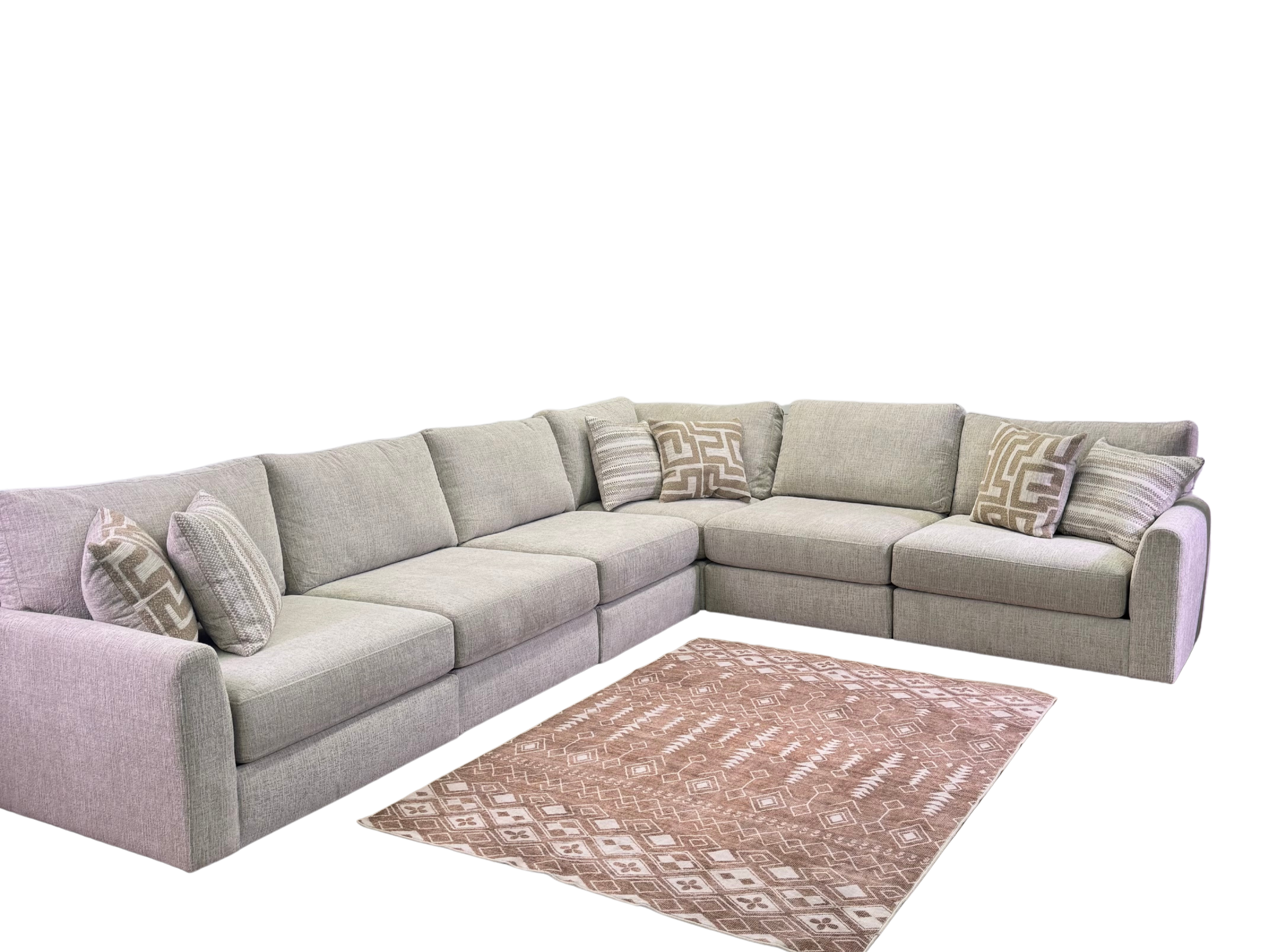 Avery Modular Sectional In Cream (Customizable)