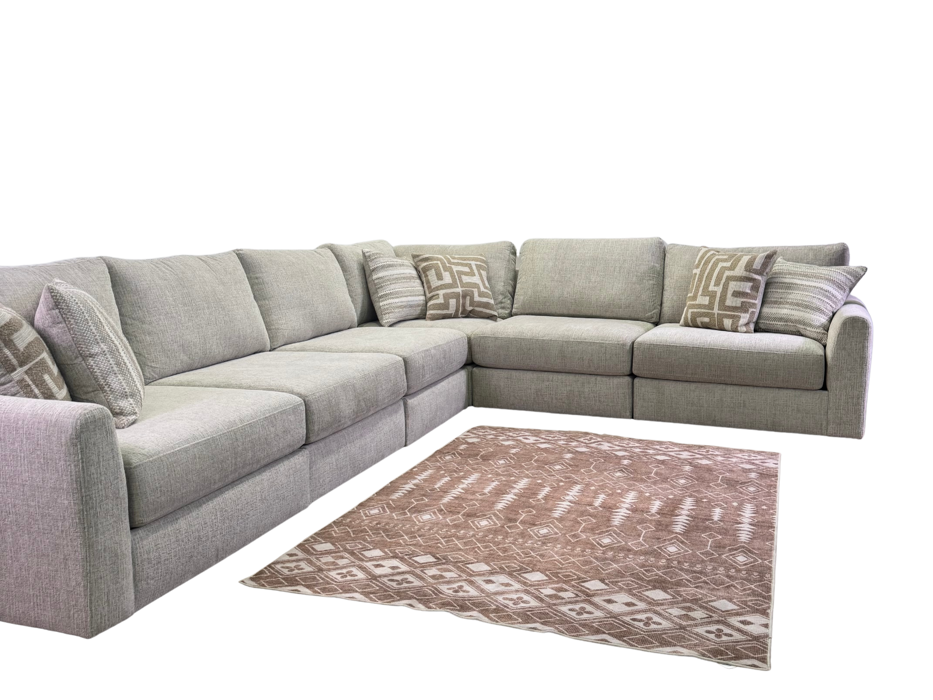 Avery Modular Sectional In Cream (Customizable)