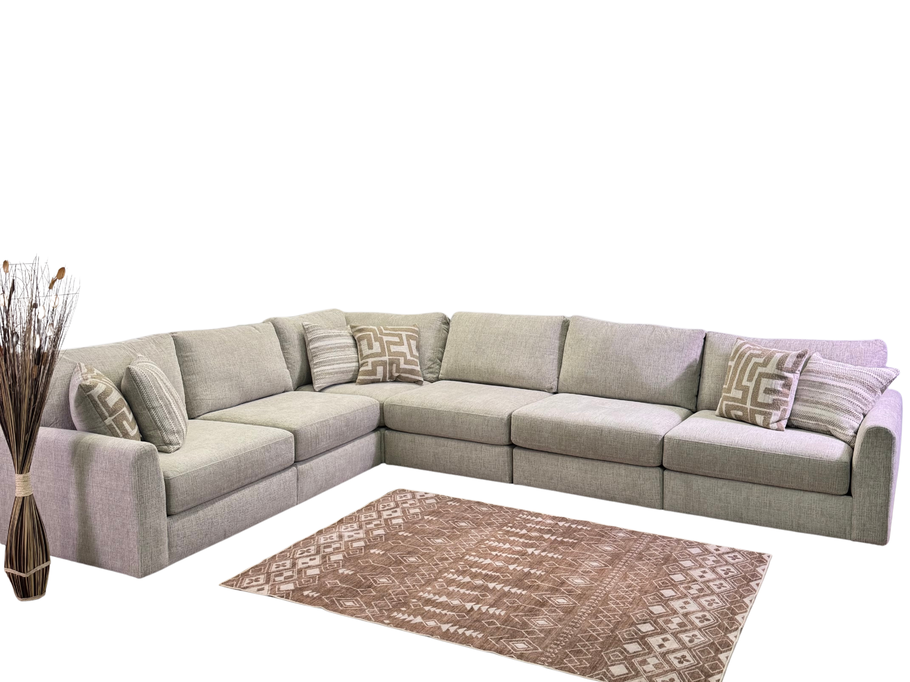 Avery Modular Sectional In Cream (Customizable)