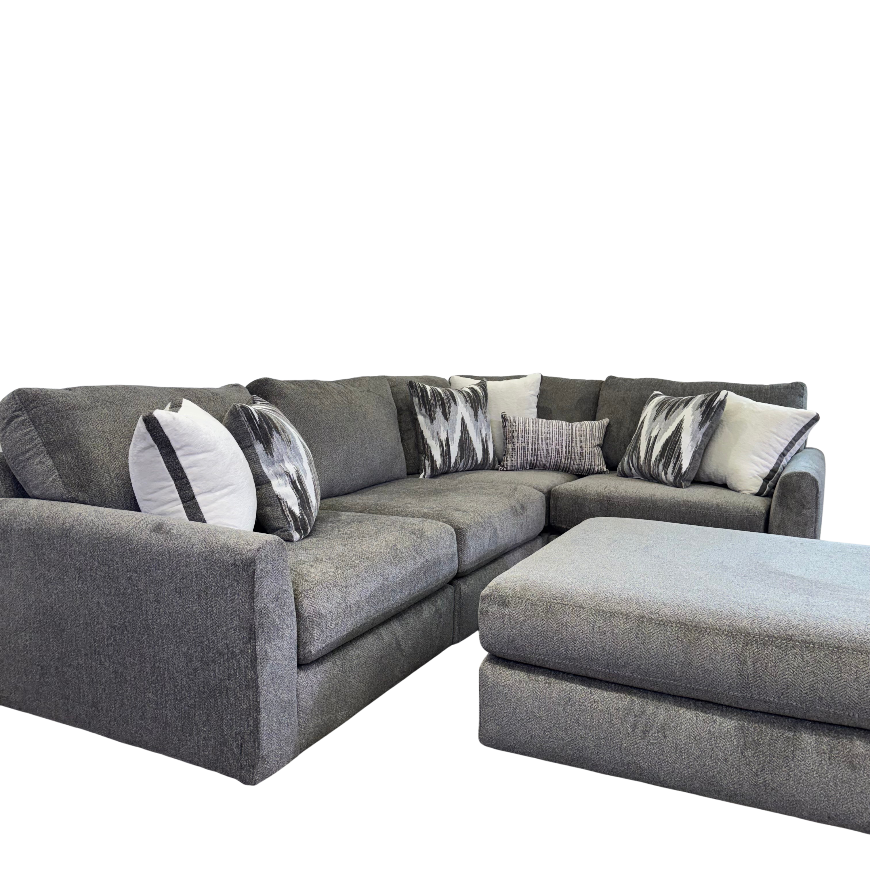 Avery Modular Sectional In Slate Gray (Customizable)