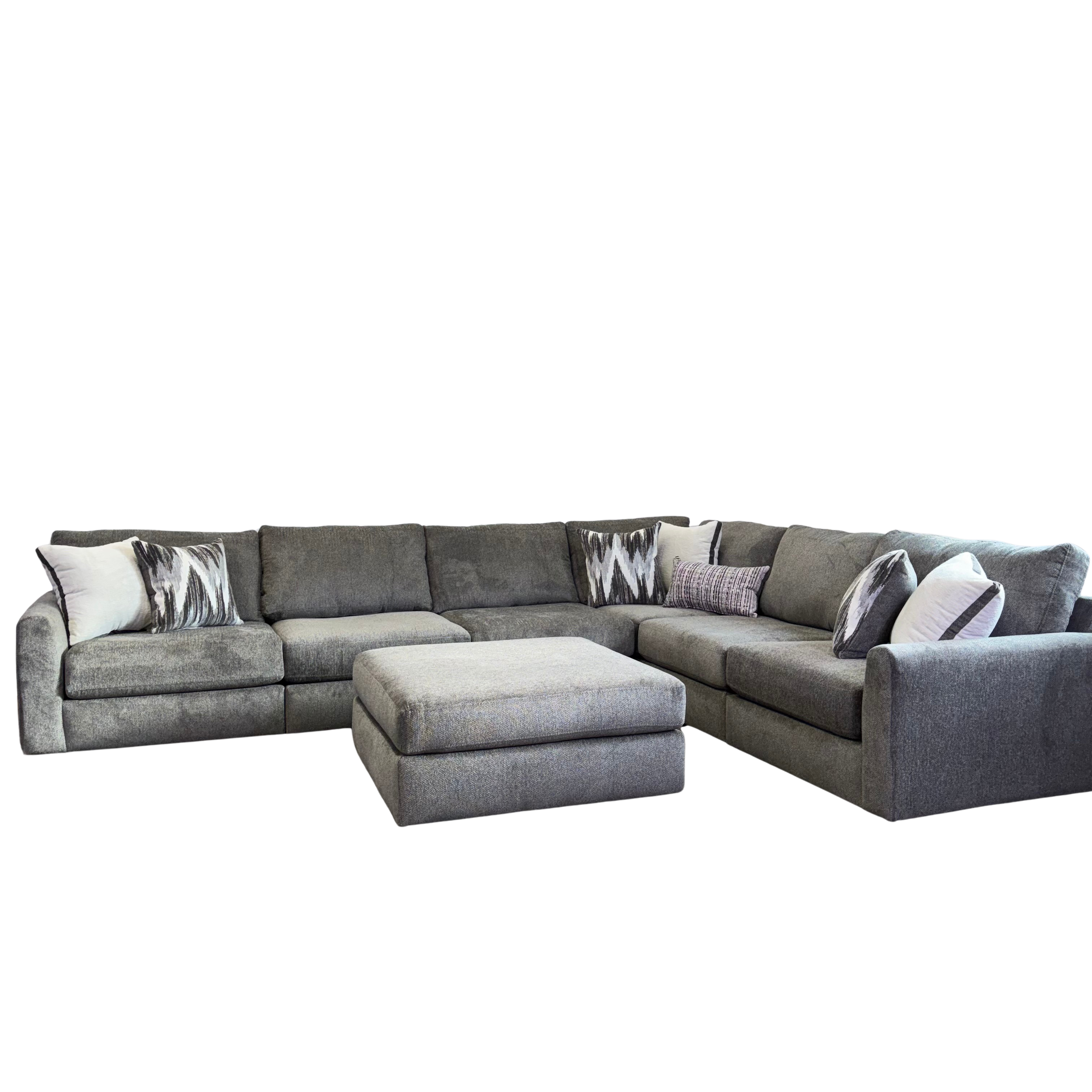 Avery Modular Sectional In Slate Gray (Customizable)
