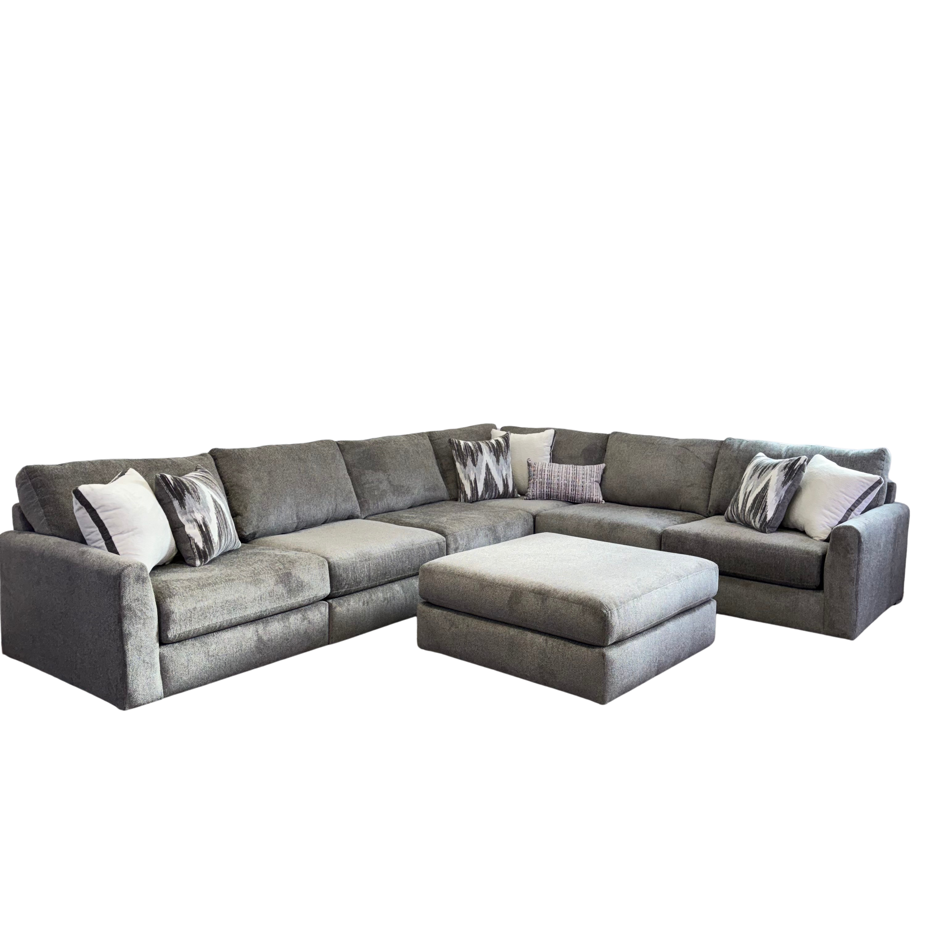 Avery Modular Sectional In Slate Gray (Customizable)