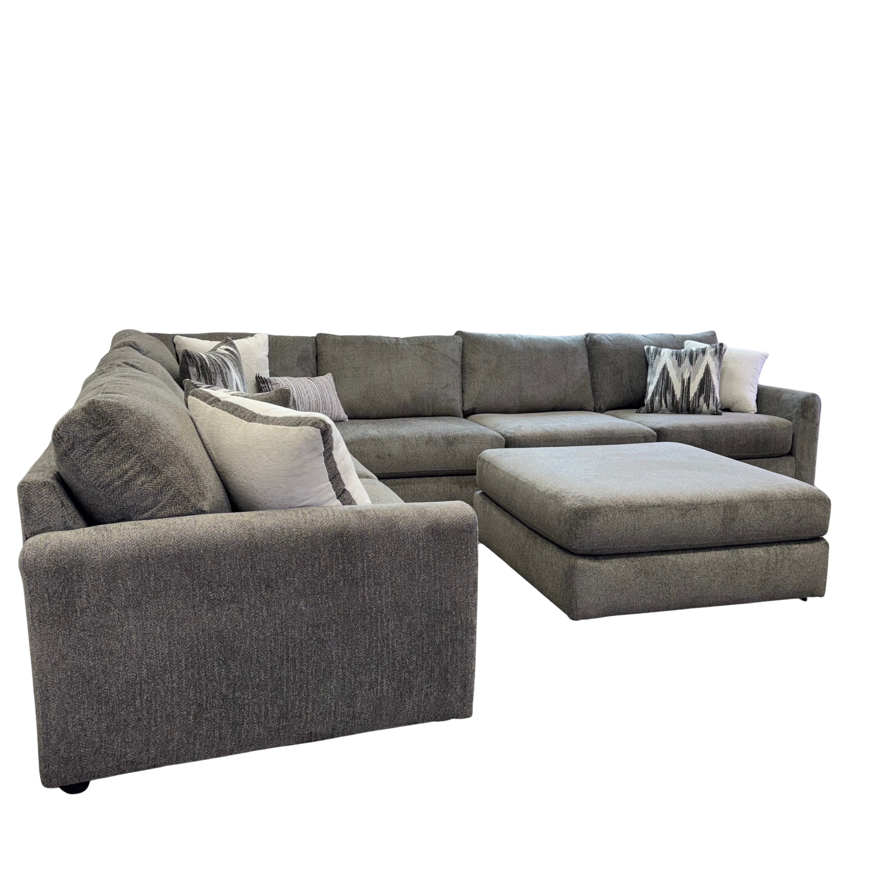 Avery Modular Sectional In Slate Gray (Customizable)
