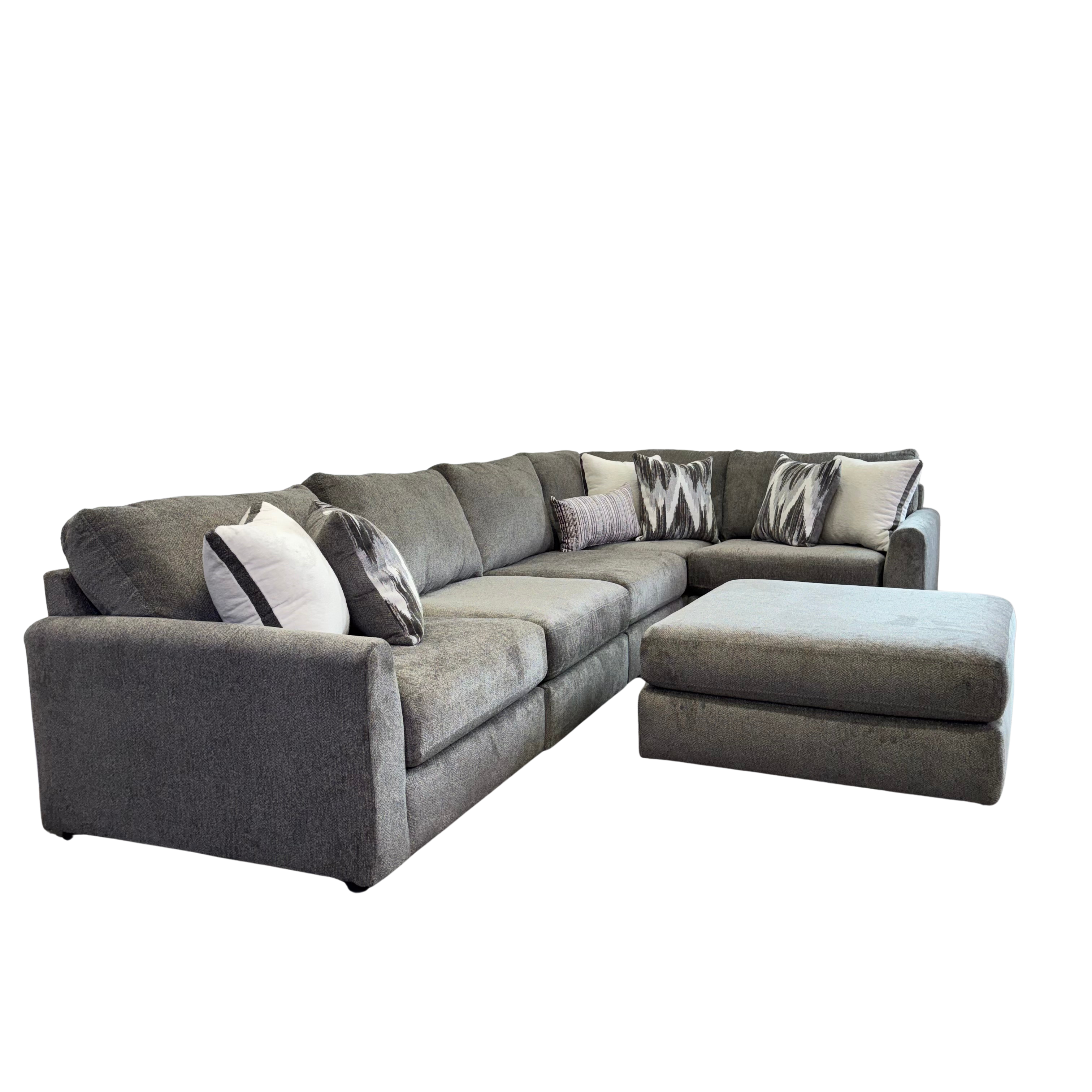 Avery Modular Sectional In Slate Gray (Customizable)